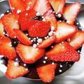 つっちーという人's cooksnap of when they made 生チョコムースストロベリーケーキ.