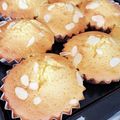 ikkomamy's cooksnap of when they made しっとり★基本のマドレーヌ.