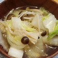 ぱにぱる's cooksnap of when they made 簡単！キノコと白菜のスープ.