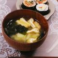 クックHG9V8Y☆'s cooksnap of when they made 朝食に～じゃがいもとわかめの味噌汁.