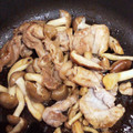 miiko大好き's cooksnap of when they made 簡単！きのこたっぷり♬豚バラの生姜焼き★.