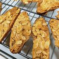 あけちゃんち。's cooksnap of when they made アーモンド･フロランタン風ラスク.