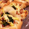 だんこいもころ's cooksnap of when they made 総菜パンの成型＊ツイストリング.