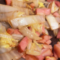 麻羽香's cooksnap of when they made 白菜消費✨豚バラと白菜のあまから和風炒め.