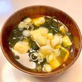 azbjbn's cooksnap of when they made 味噌汁　わかめと豆腐.