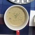 松尾バションボリ's cooksnap of when they made 簡単にお店の味♪きのこのクリームスープ.