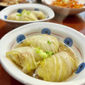 Superlittleboo's cooksnap of when they made ロール白菜☆とろ～り和風あんかけ.