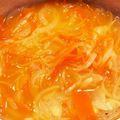 KA♡RU's cooksnap of when they made 玉ねぎとニンジンの食べるコンソメスープ.