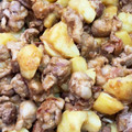 いちご帽子's cooksnap of when they made ☆ウマい☆新じゃがと豚こま団子の甘辛炒め.