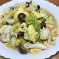 milky0623's cooksnap of when they made 鶏がらの素で簡単！白菜としめじの卵炒め.