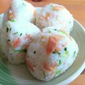 ちーまぐ's cooksnap of when they made 弁当＆朝食に！簡単ゴマ油香る鮭のおにぎり.