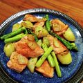 YCHキッチン's cooksnap of when they made 塩鮭と新じゃがのガーリックバター炒め.