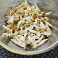 azbjbn's cooksnap of when they made きのこの保存に　『干冷凍きのこ』.