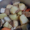 83o's cooksnap of when they made 簡単！じゃがいもと厚揚げのこっくり煮＊.
