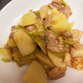 メイプルママ☆'s cooksnap of when they made 鶏肉とキャベツとじゃが芋の味噌バター炒め.