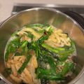 のらむーちょ's cooksnap of when they made 超簡単で美味しい！塩餃子鍋【もつ鍋風】.
