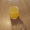 おもち三姉妹's cooksnap of when they made 便秘解消 みかんジュース 離乳食中期.