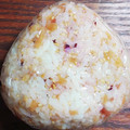まやしゅうまま's cooksnap of when they made 天かすと梅のマヨぽんおにぎり♡朝ごはんに.