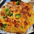 michan▼'s cooksnap of when they made 昼食に、HMで簡単すぎ♪惣菜パン.