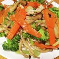 えりこ82☆'s cooksnap of when they made 豚肉とブロッコリーのオイスターソース炒め.