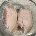 かずくん☆'s cooksnap of when they made 炊飯器で保温するだけ！柔らかサラダチキン.