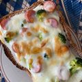 amanusa's cooksnap of when they made １分ホワイトソースで♪グラタントースト.