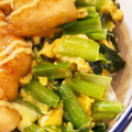 京まな's cooksnap of when they made 小松菜と卵のオイマヨ炒め.