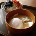 チコリママ's cooksnap of when they made こびりつかない落とし卵のお味噌汁.