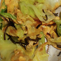 ヨシヨッシー's cooksnap of when they made めっちゃうま☆キャベツと塩昆布と炒り卵.