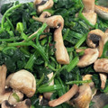 saki1010's cooksnap of when they made ほうれん草とキノコの白だしわさび和え.