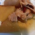 クックT2ODK4☆'s cooksnap of when they made THE定番!!大根と豚肉の甘辛こっくり煮.