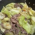 toshio39's cooksnap of when they made 材料2つ＊春キャベツと牛肉のすき焼き風＊.