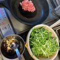 大阪のちゃーちゃん's cooksnap of when they made 3分で完成♪豚肉と水菜のオイマヨ炒め.