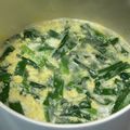 kikamata's cooksnap of when they made ニラ玉炒めのかんたん味噌汁.