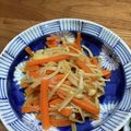 ＊＊まゆゆ＊＊'s cooksnap of when they made 後一品♪人参とえのきの甘辛炒め＊お弁当に.