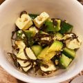 ジョジョ0601's cooksnap of when they made アボカドと豆腐とキュウリの塩昆布あえ.