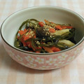 umemodoki's cooksnap of when they made ✿切り昆布と人参、シメジの煮物.