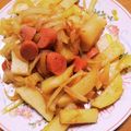 GPZ900R1's cooksnap of when they made じゃがいもとウインナーのコンソメ醤油炒め.
