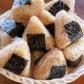 monari0510's cooksnap of when they made 冷めても美味しい和菓子さんの茶飯おにぎり.