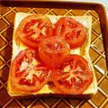 スーパーリンクス's cooksnap of when they made チーズトーストにトマト＆はちみつ.