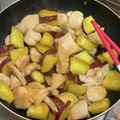 ‪‪♡なお‪‪♡'s cooksnap of when they made さつまいもと胸肉の甘辛炒め.