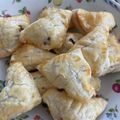 TAYU7023's cooksnap of when they made ミニミニ☆三角あんこパイ.