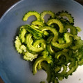 クックGGLXTL☆'s cooksnap of when they made 苦味無し＊ゴーヤの下処理.