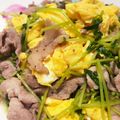 ☆鯖子☆'s cooksnap of when they made 豚こまと豆苗たまごのふんわりニンニク炒め.