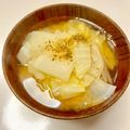 azbjbn's cooksnap of when they made 野菜の甘みで頂く♪ちぎり白菜の味噌汁.