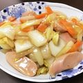 居酒屋まるみ's cooksnap of when they made おさかなのソーセージで中華丼♪.