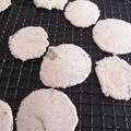 かりんちょ's cooksnap of when they made 簡単！湿気たお煎餅がパリっと復活.