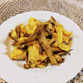 アイリッシュショコラ's cooksnap of when they made 舞茸と卵のオイマヨ炒め☆.