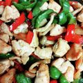 料理を好きに！'s cooksnap of when they made 鶏とパプリカのオイスター炒め.