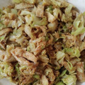 frootique's cooksnap of when they made 大量消費♪キャベツと油揚げの胡麻和え.